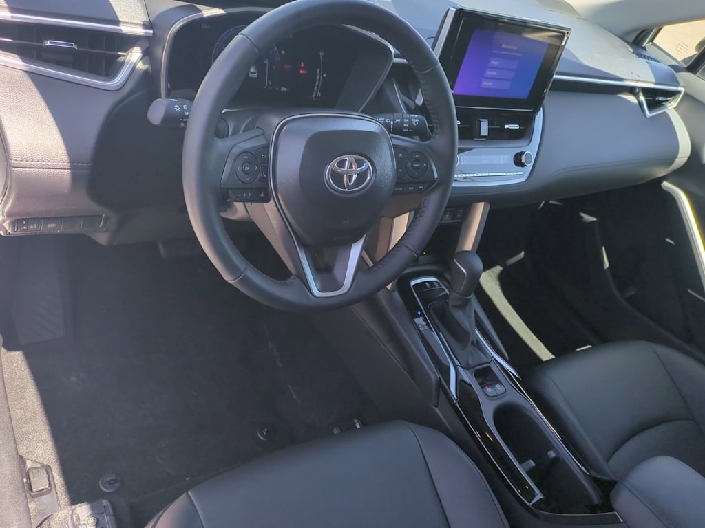 Thumbnail: 2025 Toyota Corolla Cross - 2