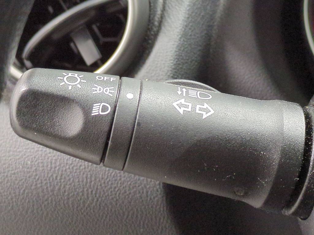 Thumbnail: 2011 Nissan Rogue - 30