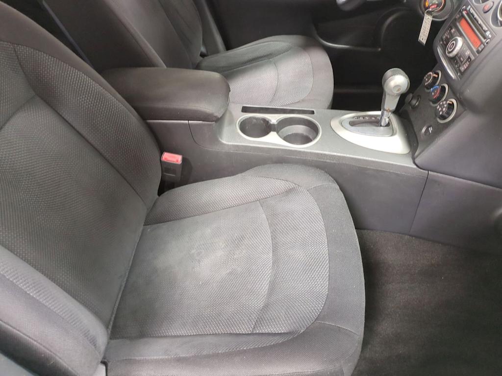 Thumbnail: 2011 Nissan Rogue - 12