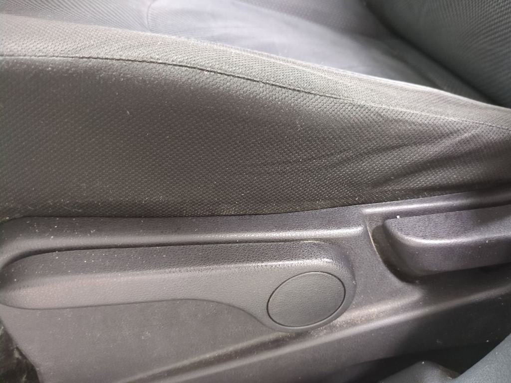 Thumbnail: 2011 Nissan Rogue - 25