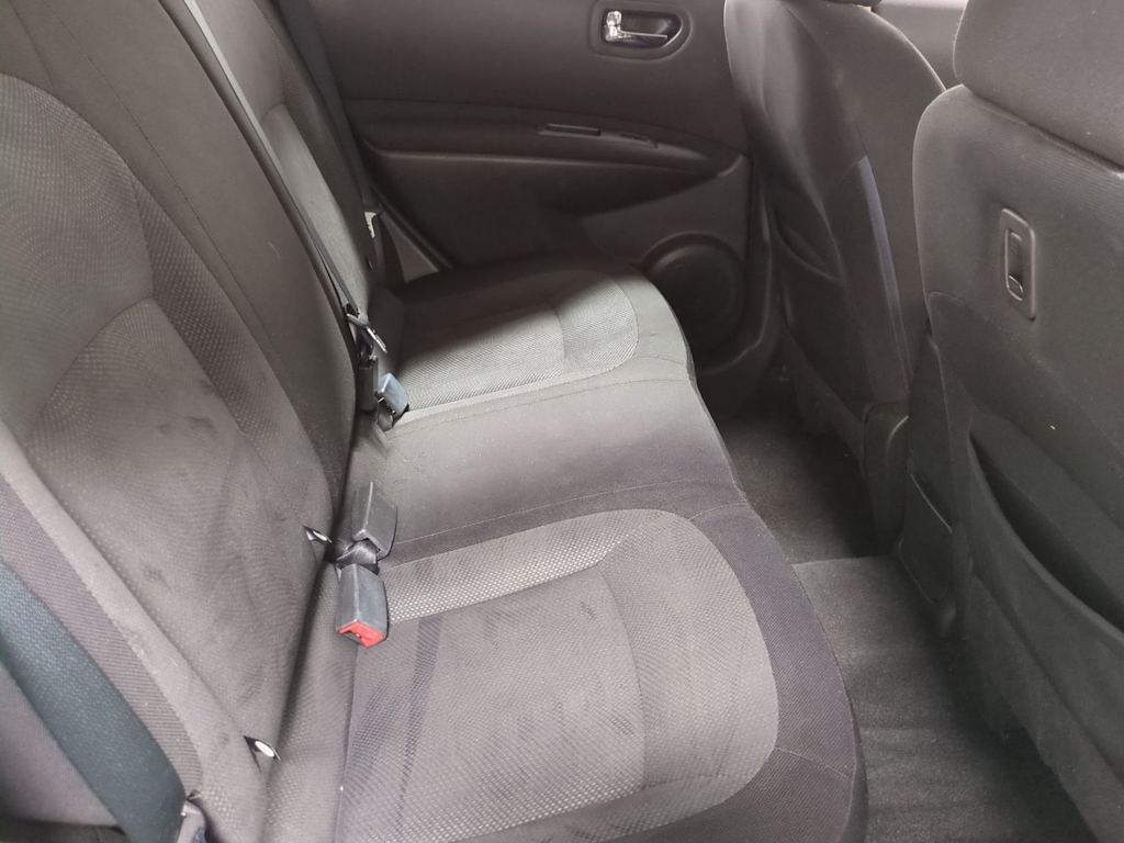 Thumbnail: 2011 Nissan Rogue - 27