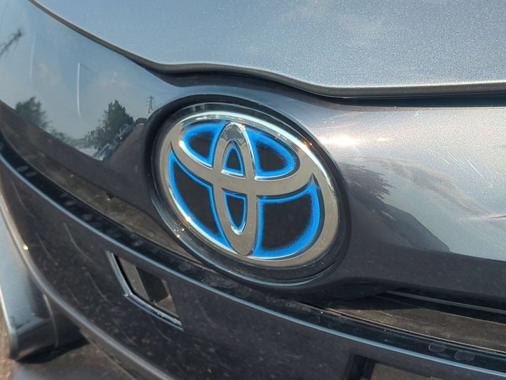 Thumbnail: 2021 Toyota Prius Prime - 23