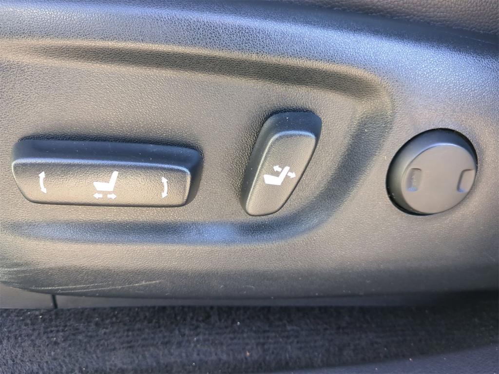 Thumbnail: 2020 Toyota 4Runner - 27