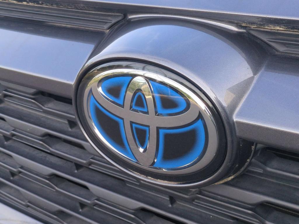 Thumbnail: 2020 Toyota RAV4 - 7
