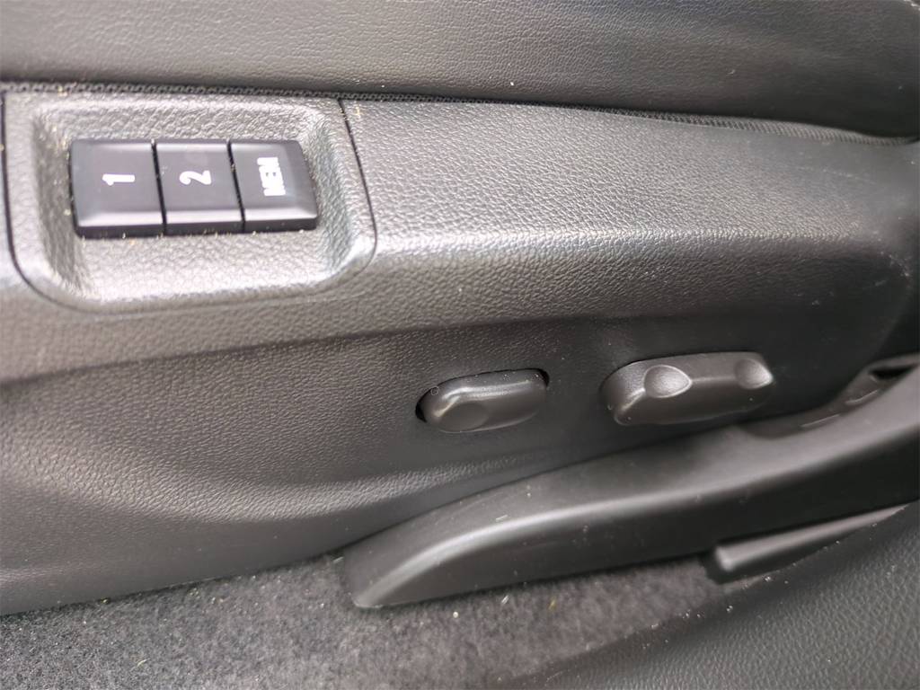 Thumbnail: 2018 Buick Encore - 25