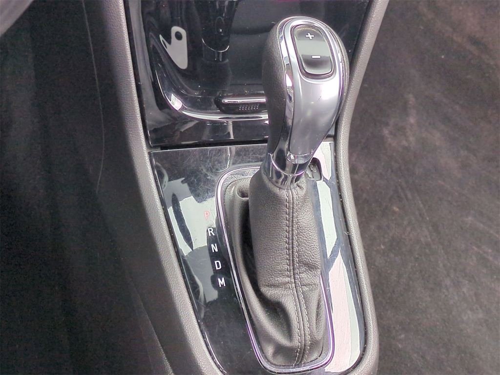 Thumbnail: 2018 Buick Encore - 14