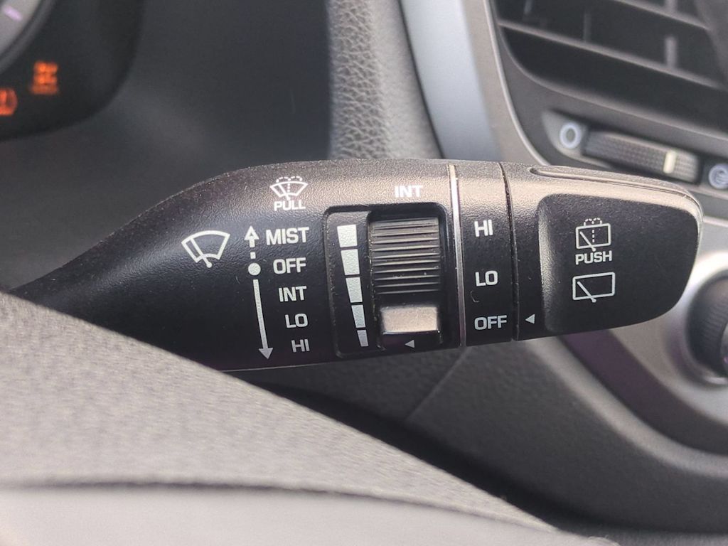 Thumbnail: 2016 Hyundai Tucson - 31