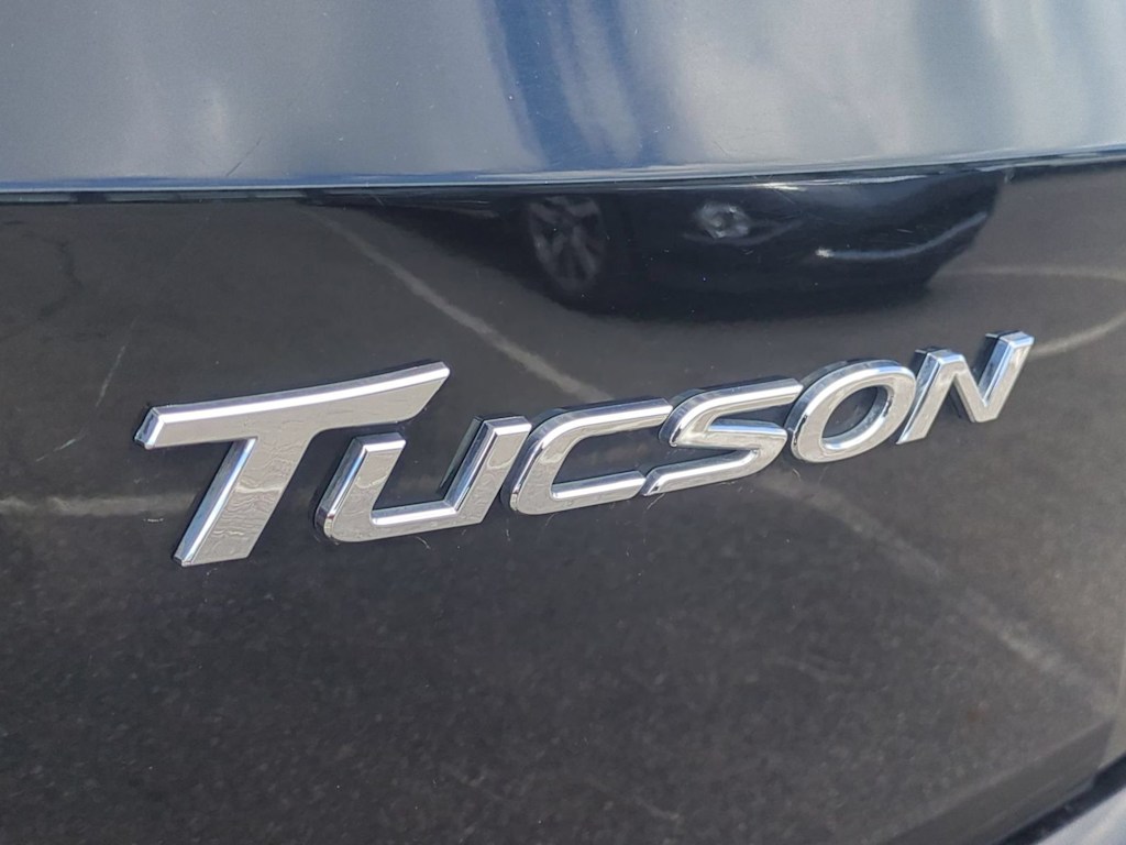 Thumbnail: 2016 Hyundai Tucson - 25