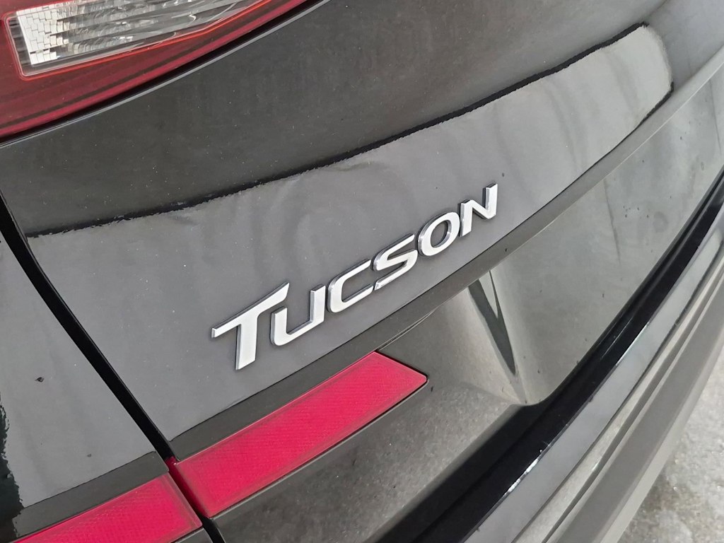 Thumbnail: 2021 Hyundai Tucson - 31