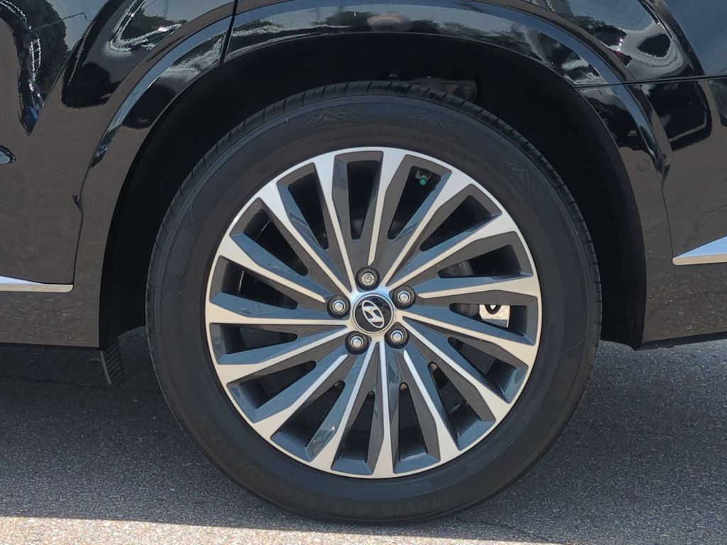 Thumbnail: 2023 Hyundai Palisade - 8