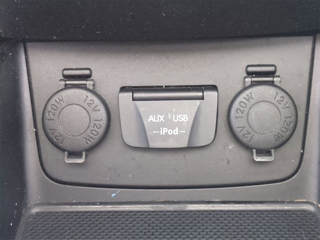 Thumbnail: 2015 Hyundai Sonata - 33