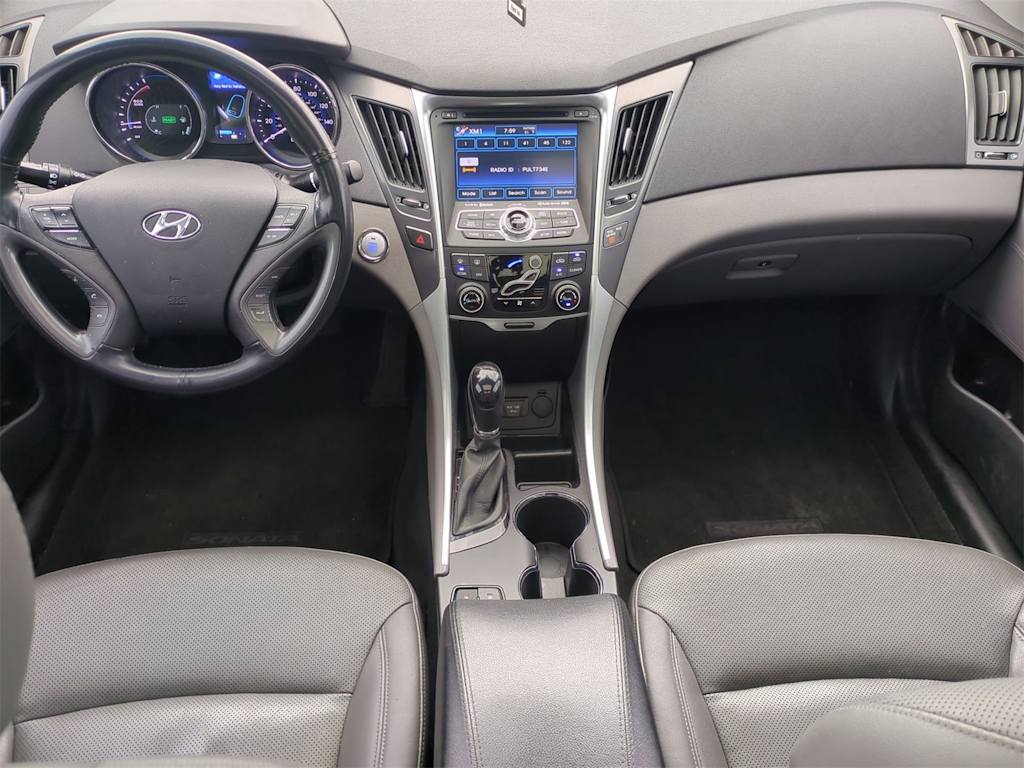 Thumbnail: 2015 Hyundai Sonata - 9