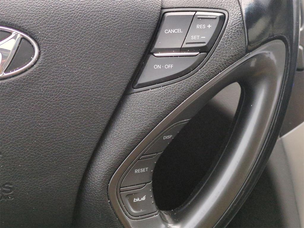 Thumbnail: 2015 Hyundai Sonata - 29