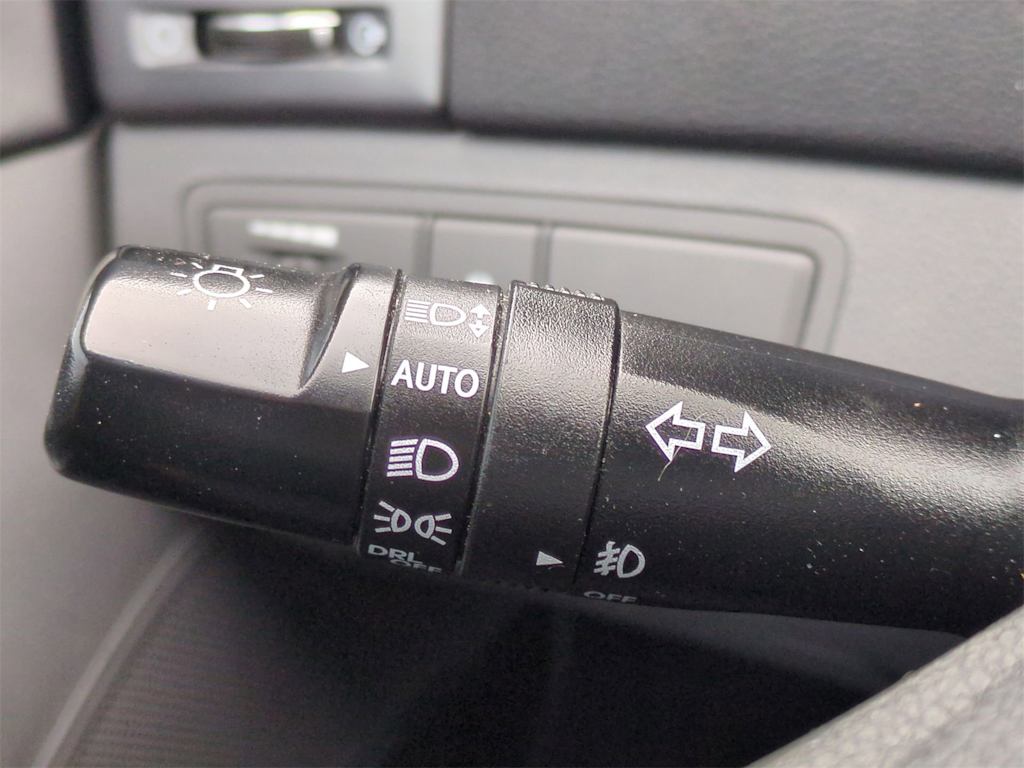 Thumbnail: 2015 Hyundai Sonata - 31