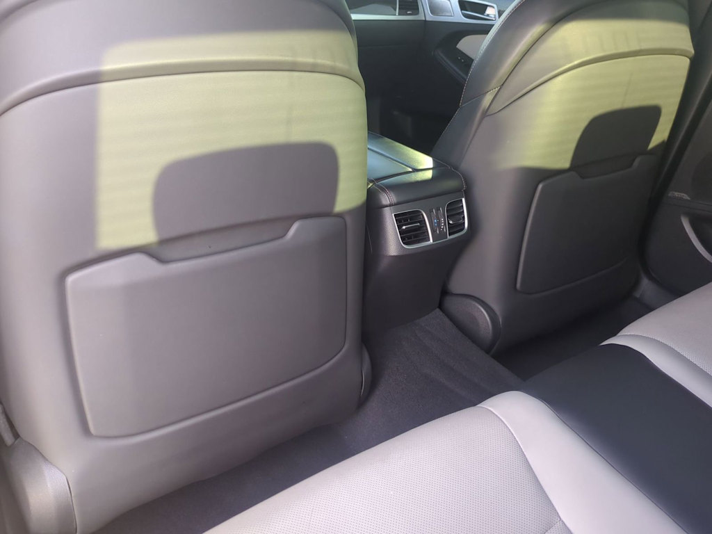 Thumbnail: 2019 Genesis G80 - 10