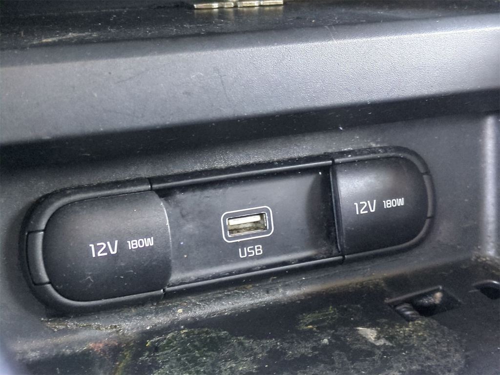 Thumbnail: 2020 Kia Soul - 33