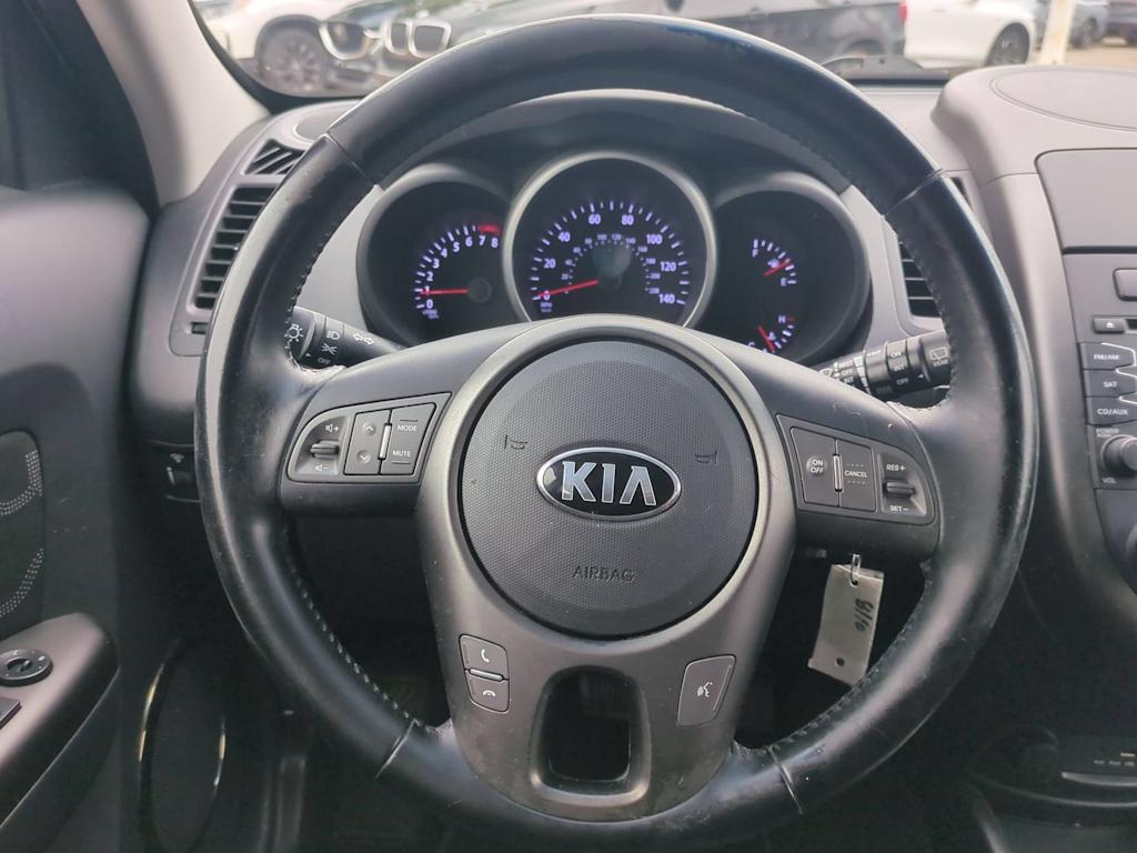 Thumbnail: 2013 Kia Soul - 13