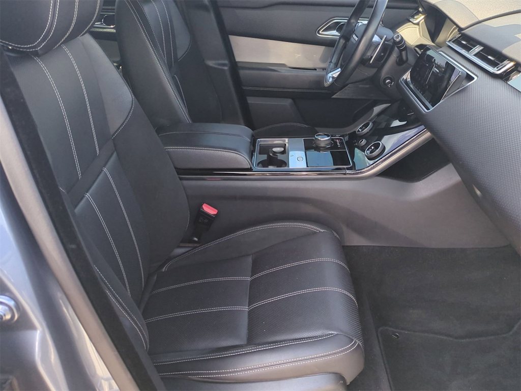 Thumbnail: 2018 Land Rover Range Rover Velar - 28