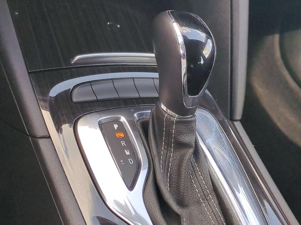 Thumbnail: 2019 Buick Regal - 31