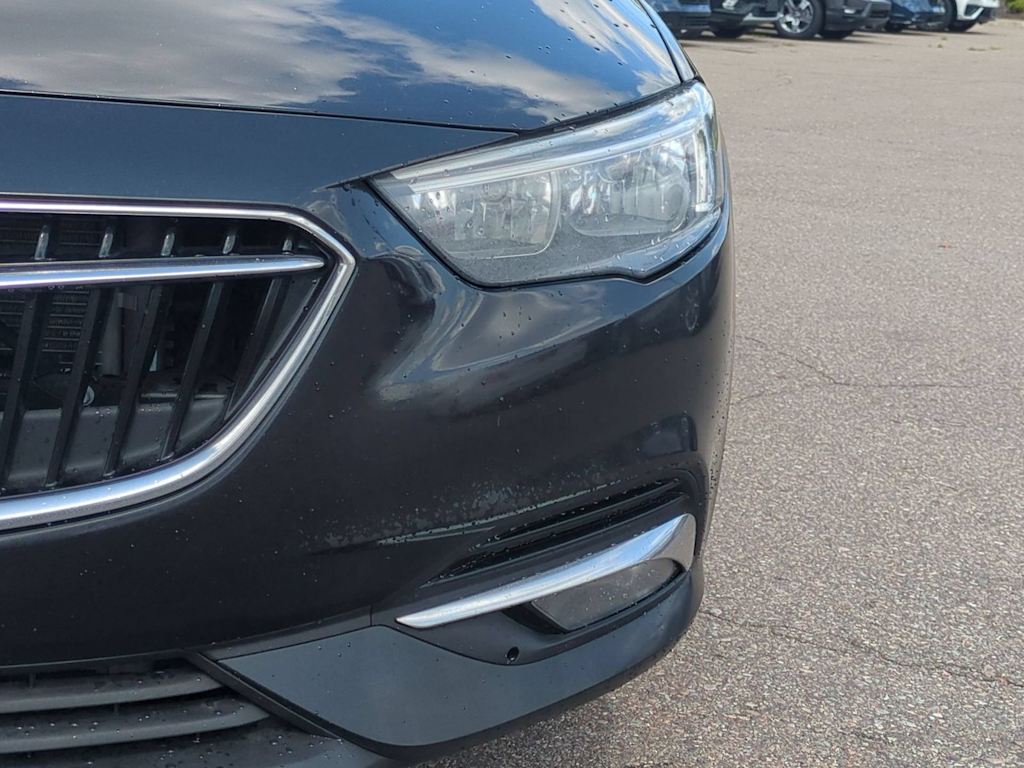 Thumbnail: 2019 Buick Regal - 22