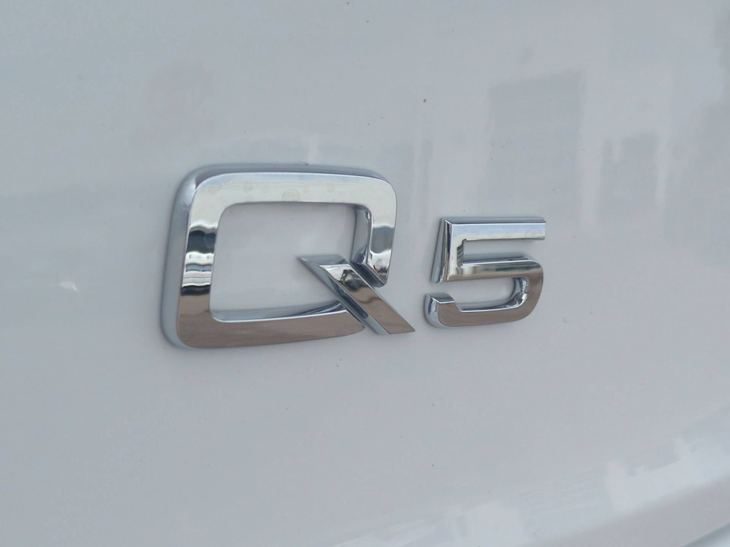 Thumbnail: 2022 Audi Q5 - 7