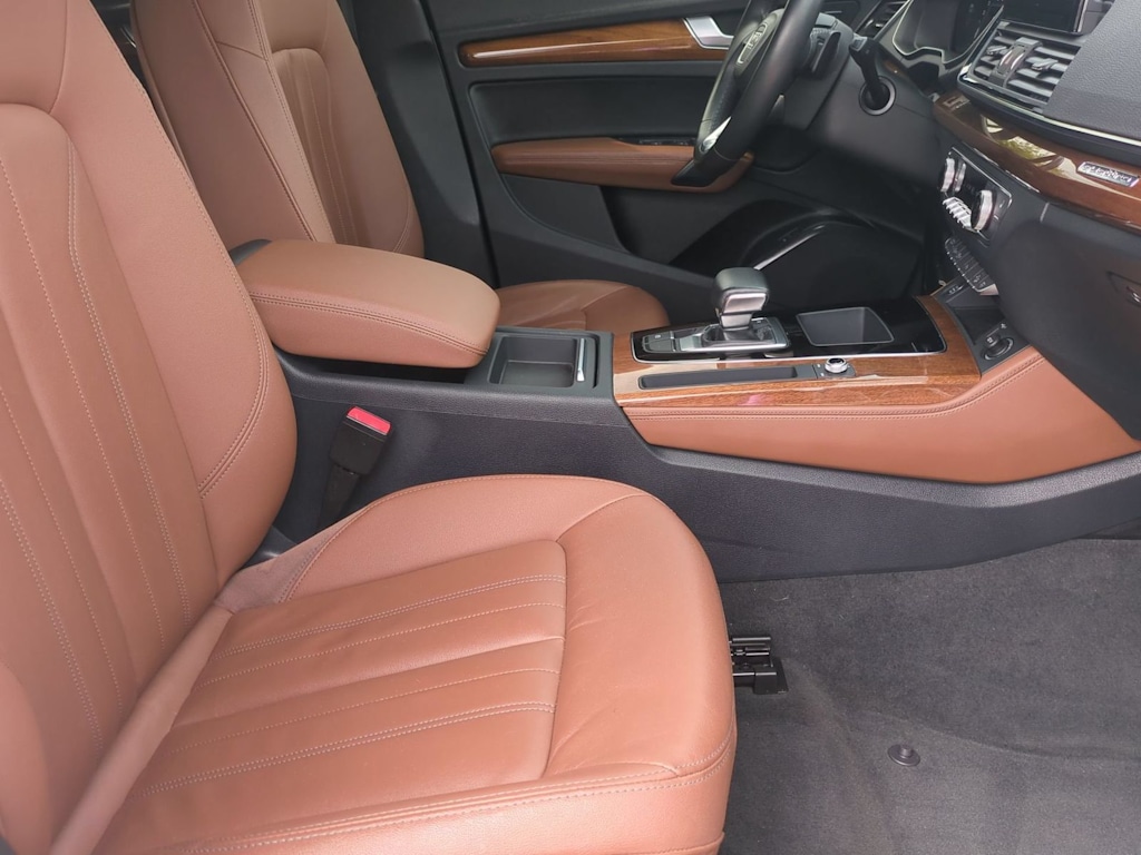 Thumbnail: 2022 Audi Q5 - 11