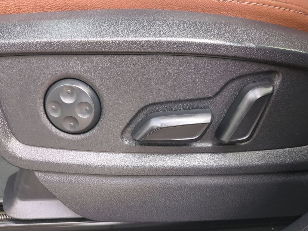 Thumbnail: 2022 Audi Q5 - 25