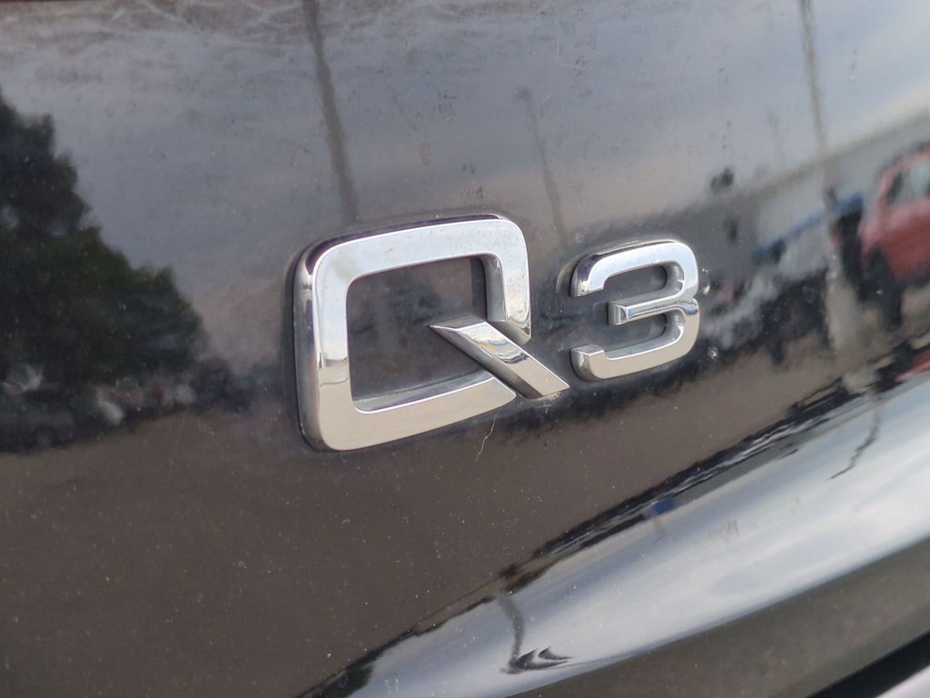 Thumbnail: 2016 Audi Q3 - 24