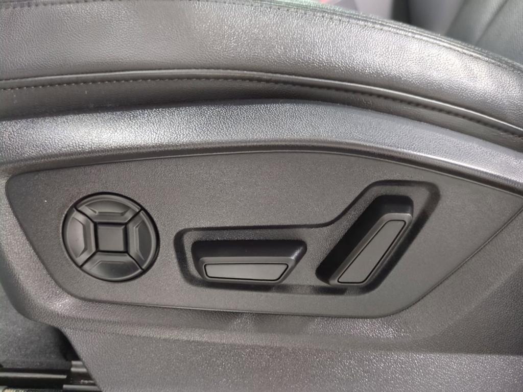 Thumbnail: 2023 Audi Q7 - 26