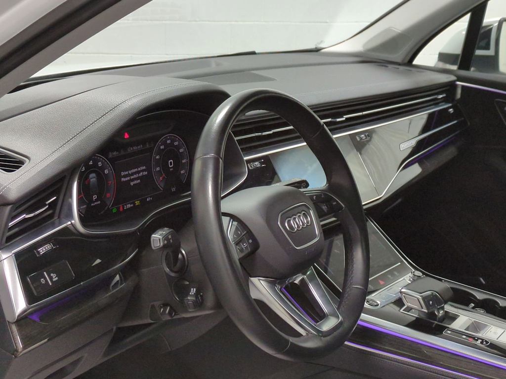 Thumbnail: 2023 Audi Q7 - 2