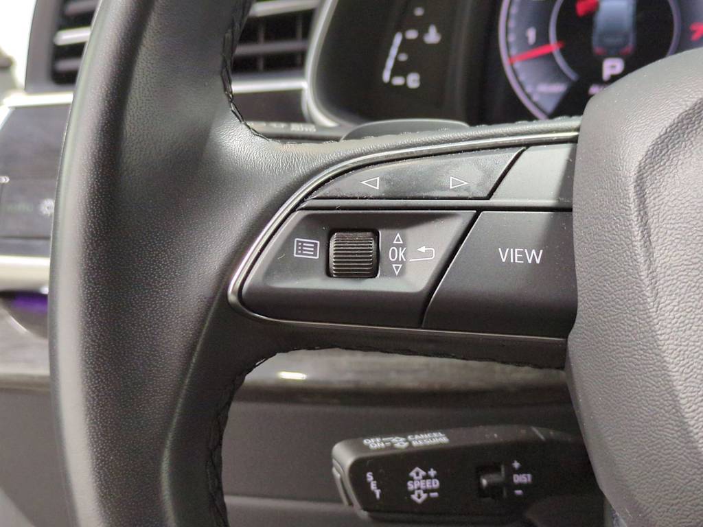 Thumbnail: 2023 Audi Q7 - 31
