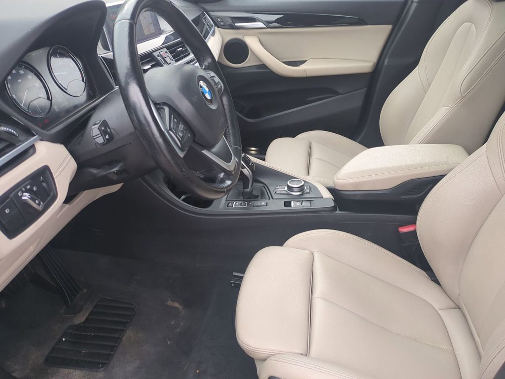 Thumbnail: 2020 BMW X2 - 10