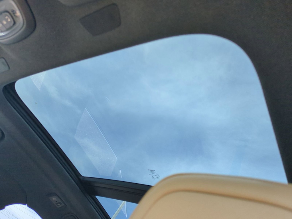 Thumbnail: 2020 Volvo XC40 - 28