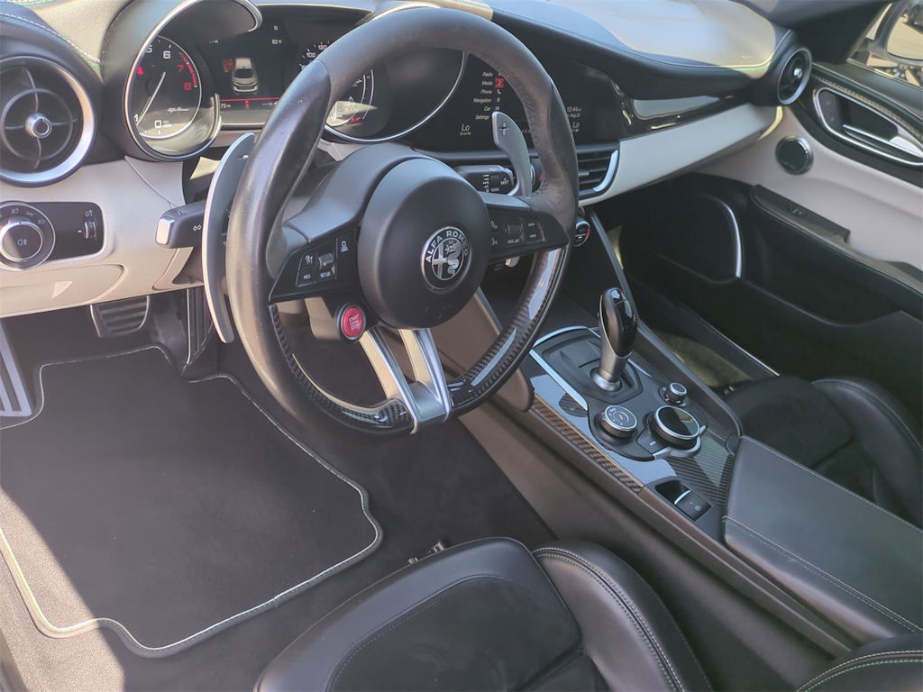 Thumbnail: 2018 Alfa Romeo Giulia - 2