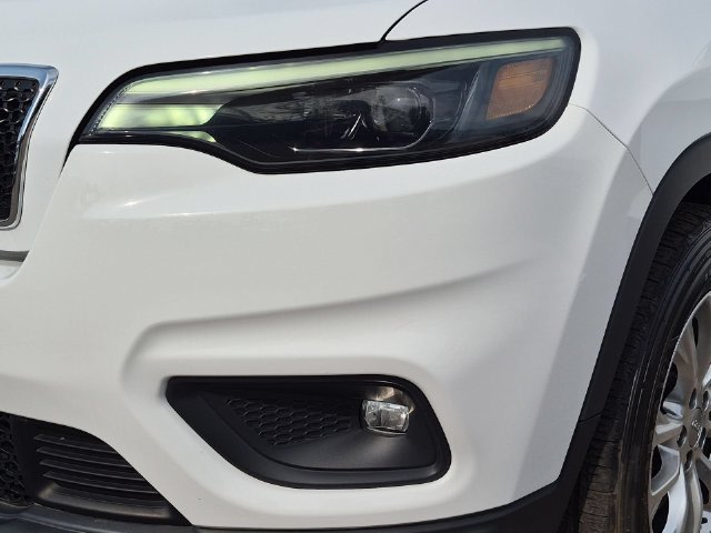 Thumbnail: 2022 Jeep Cherokee - 24
