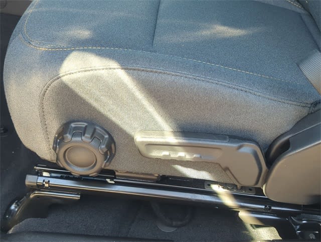 Thumbnail: 2025 Jeep Wrangler - 26