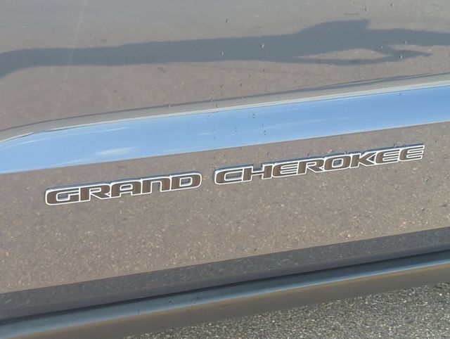Thumbnail: 2019 Jeep Grand Cherokee - 19