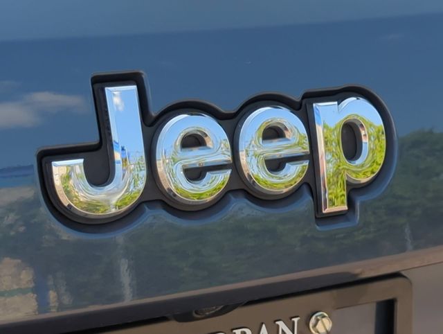 Thumbnail: 2019 Jeep Grand Cherokee - 7
