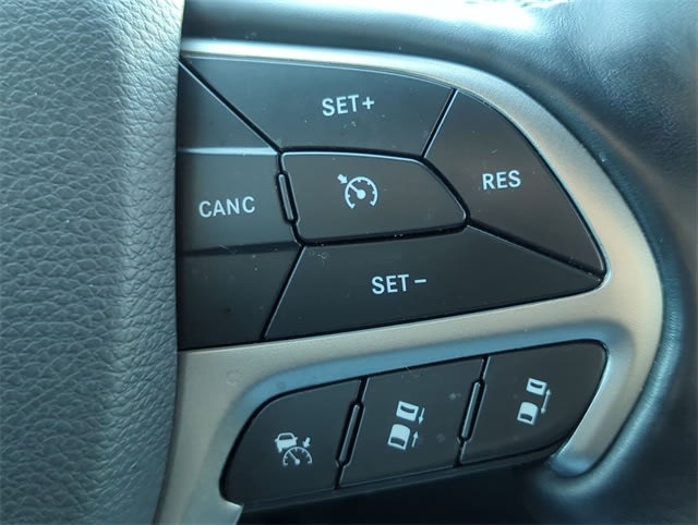 Thumbnail: 2021 Jeep Grand Cherokee - 32