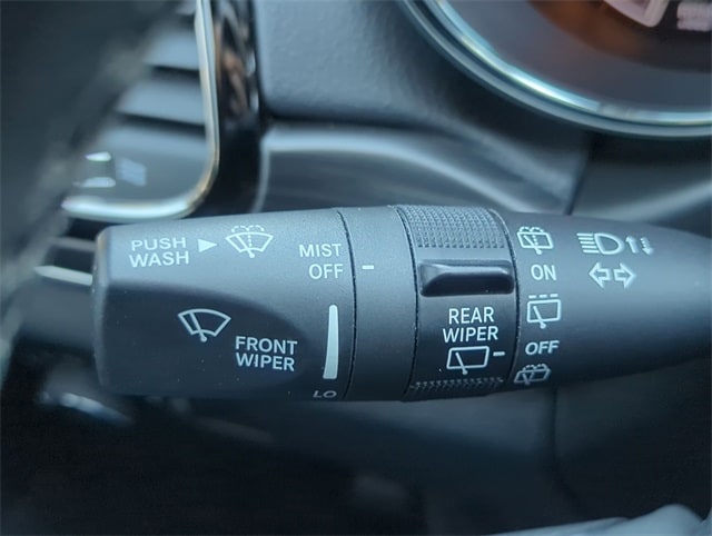 Thumbnail: 2021 Jeep Grand Cherokee - 33