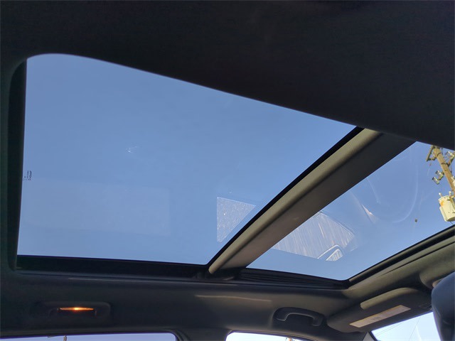 Thumbnail: 2015 Jeep Grand Cherokee - 36