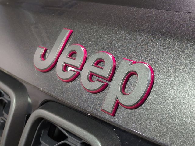 Thumbnail: 2020 Jeep Grand Cherokee - 18