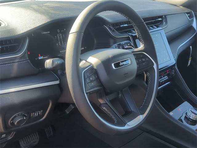 Thumbnail: 2025 Jeep Grand Cherokee - 2