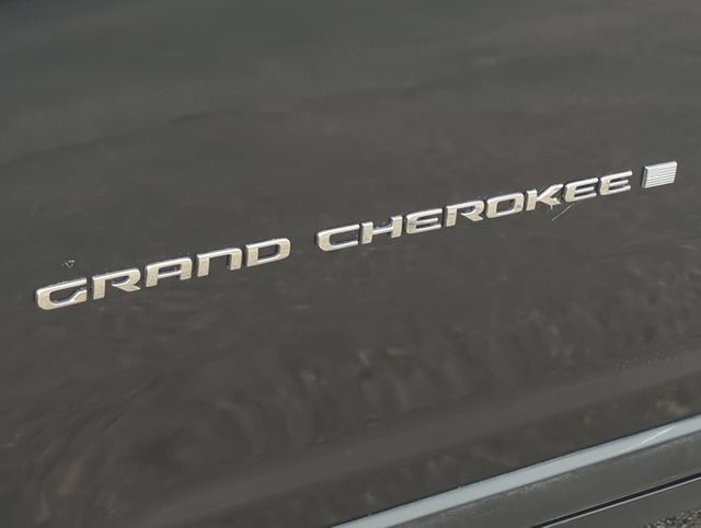 Thumbnail: 2023 Jeep Grand Cherokee - 25