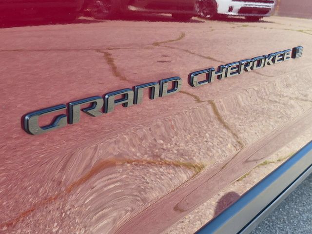 Thumbnail: 2024 Jeep Grand Cherokee - 24