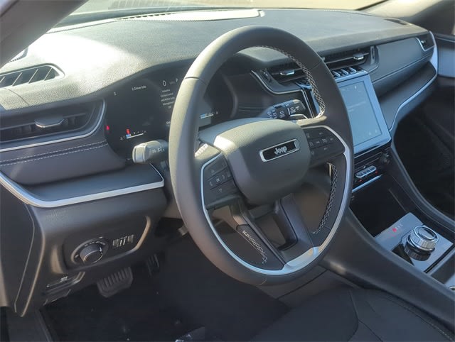 Thumbnail: 2025 Jeep Grand Cherokee - 2