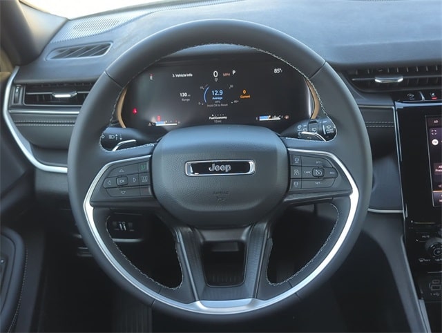 Thumbnail: 2025 Jeep Grand Cherokee - 13