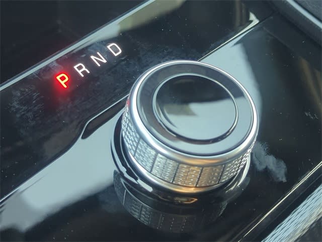 Thumbnail: 2025 Jeep Grand Cherokee - 15