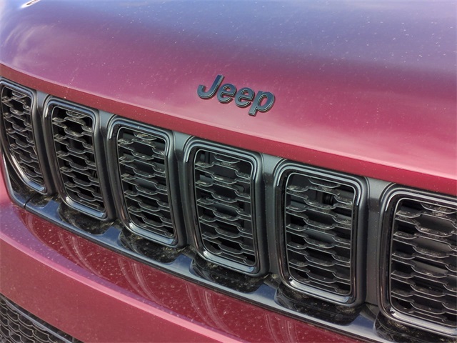 Thumbnail: 2025 Jeep Grand Cherokee - 7