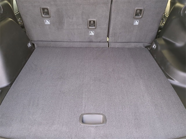 Thumbnail: 2025 Jeep Grand Cherokee - 18